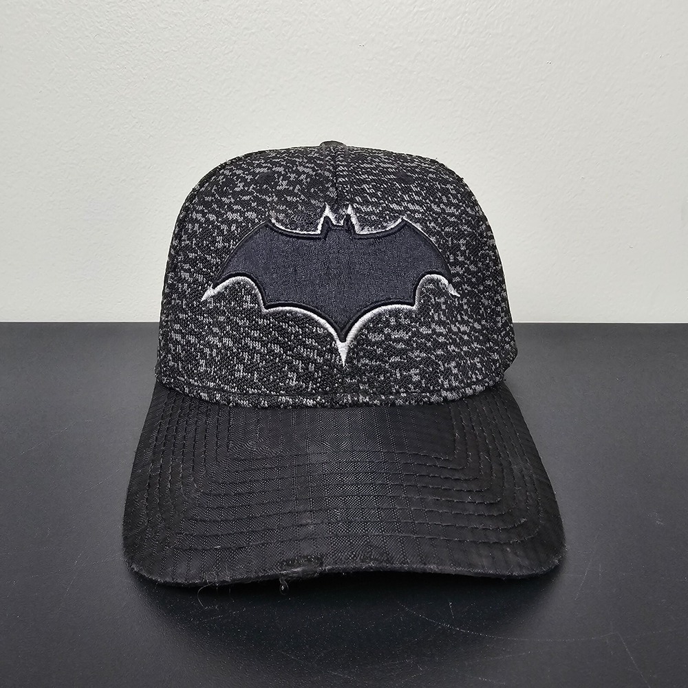 Batman Hat Cap Mens SnapBack Black Speckled Bat Logo DC Comics Super Hero Nerd
